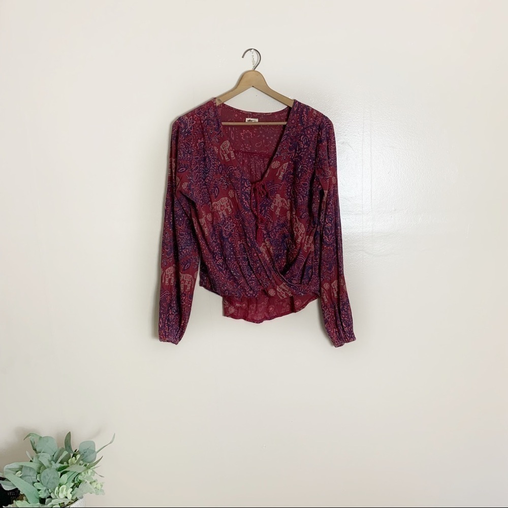 [Hollister] Small Red Elephant Boho Print Long Sleeve V-neck Faux Wrap Top